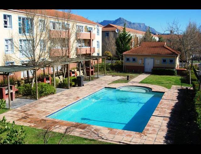 1 bed property to rent in PINELANDS